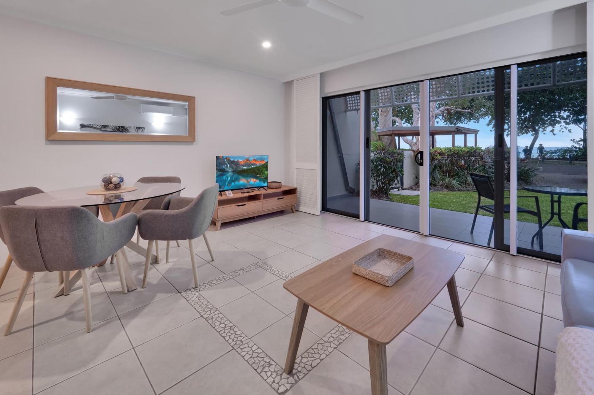 Marlin Waters Beachfront Palm Cove