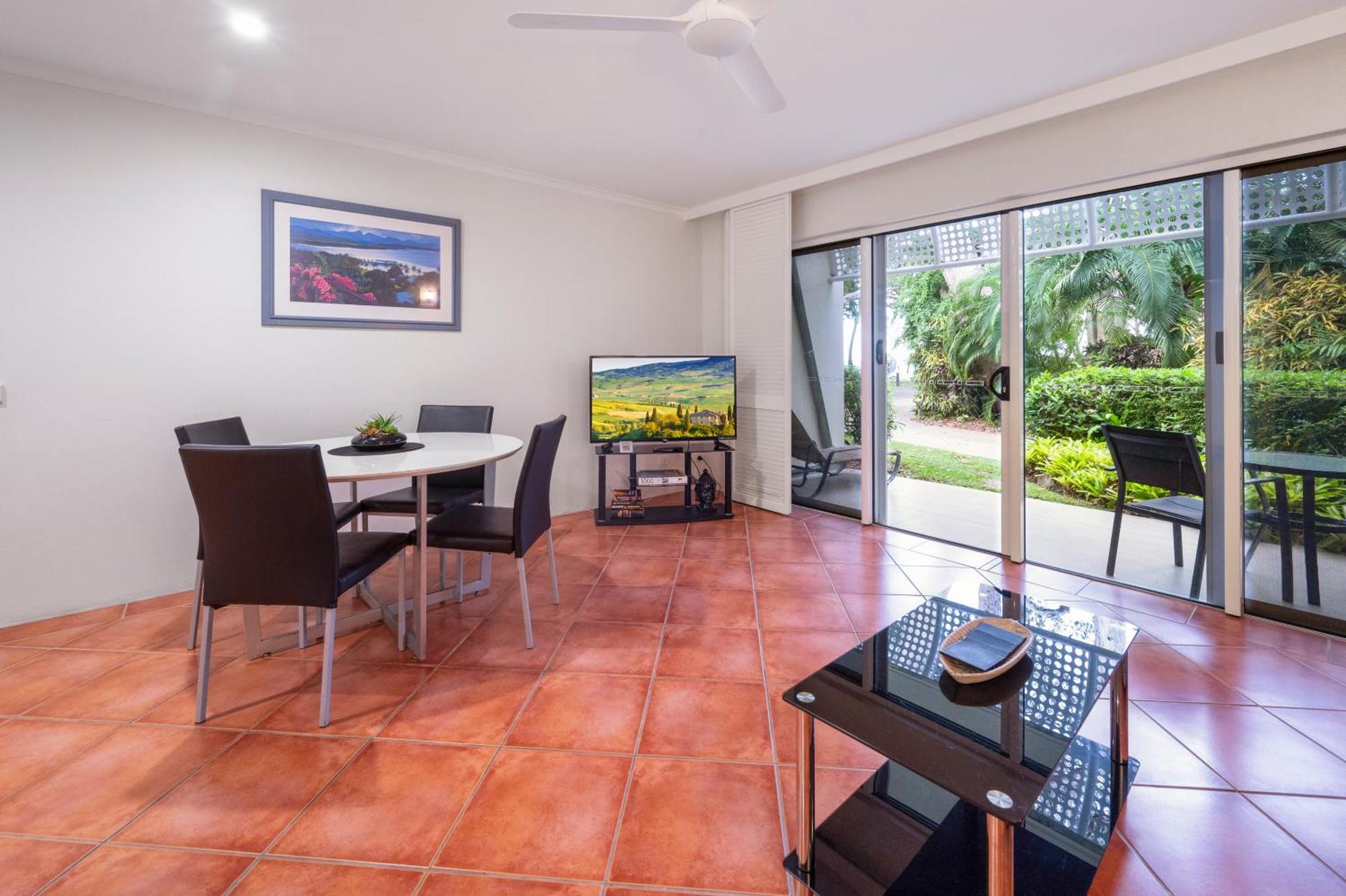 Marlin Waters Beachfront 4* Palm Cove